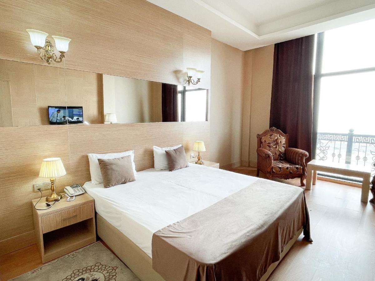 Nobel Hotel Baku Extérieur photo