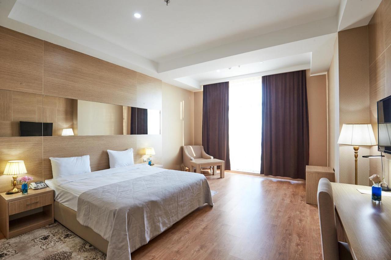 Nobel Hotel Baku Extérieur photo
